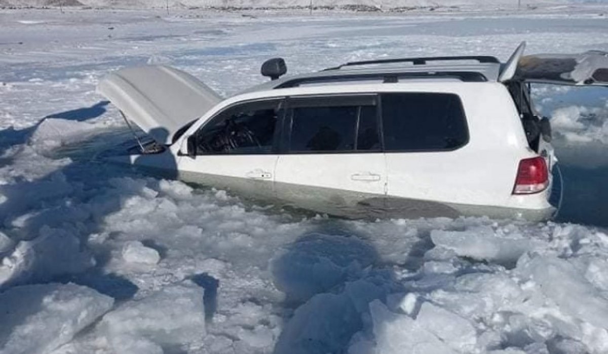 Мөсөн дээгүүр автомашинаар явахгүй байхыг анхаарууллаа